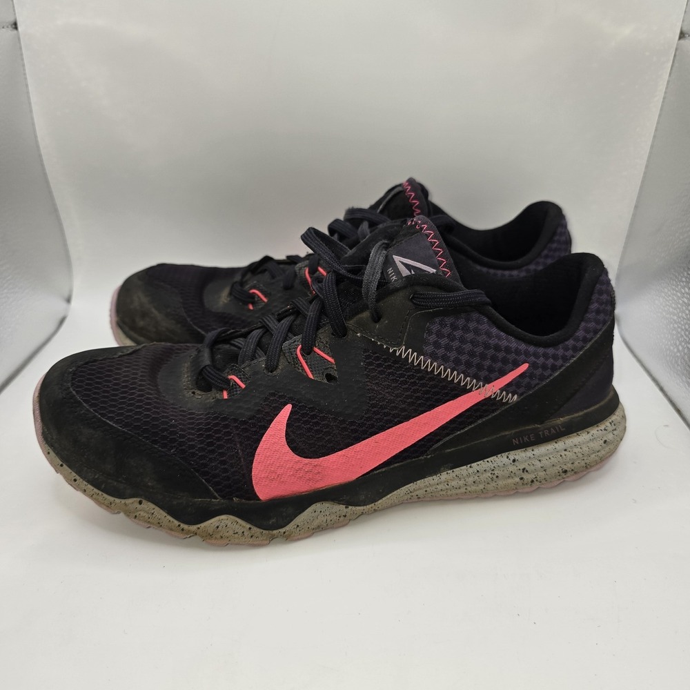 Nike Trail Running Shoes Black Pink Purple Women's US 9.5 Athletic Sneakers
